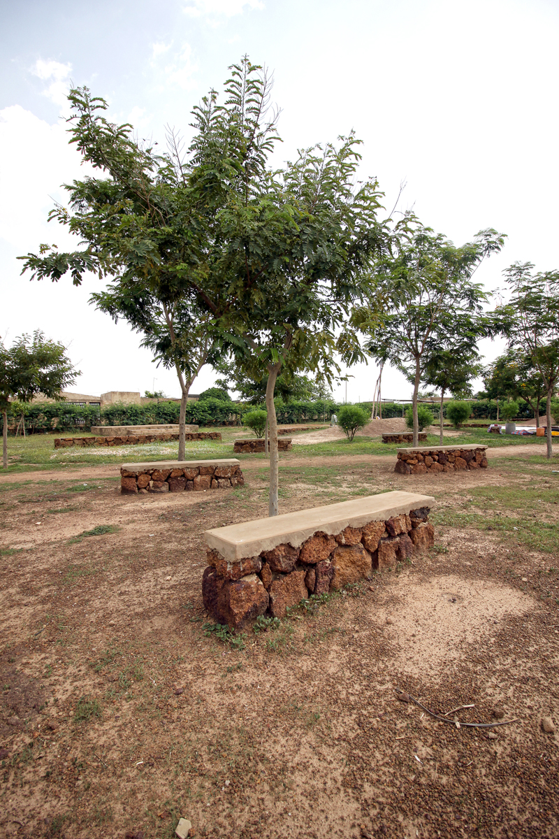 Plaza CCB para la Fundación Amigos de Rimkieta en Burkina Faso por De Buena Planta