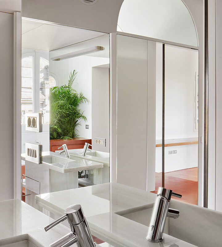 De Buena Planta - Interior en calle Lluís Companys